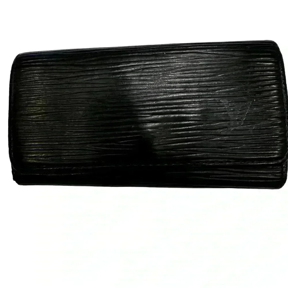 Louis Vuitton Black Leather Epi Key Holder 4 Rings Date Code CA1907 unisex